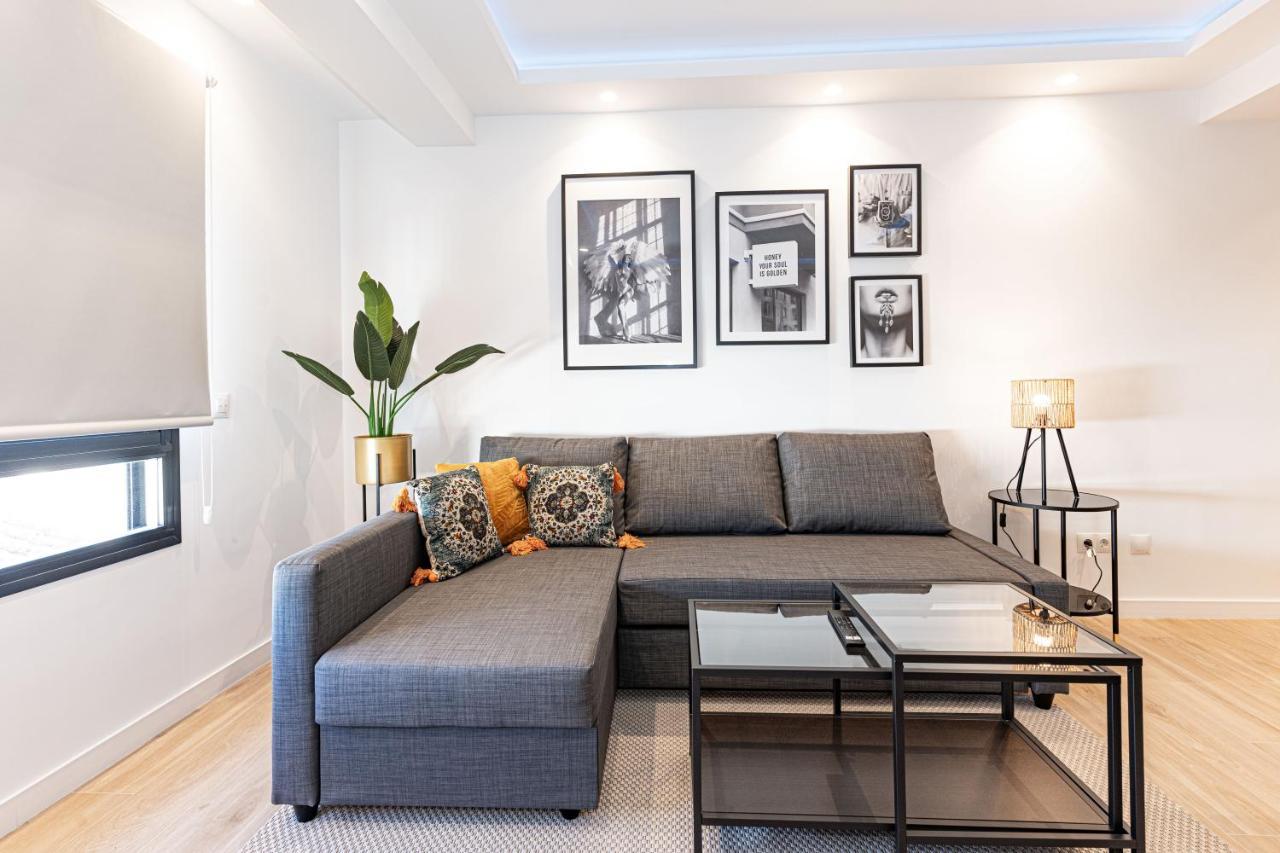 Acogedor Apartamento En Estepona Centro By Rent Me Exteriör bild