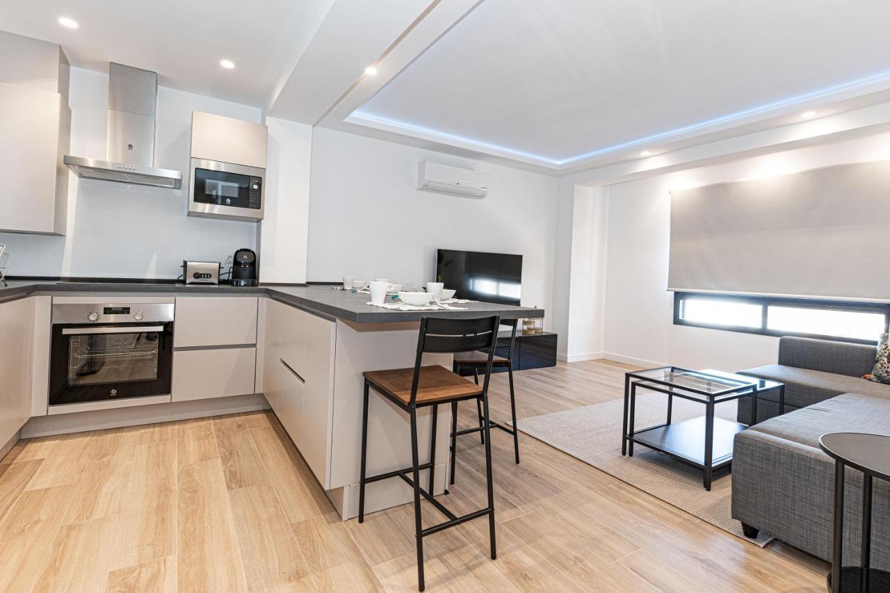 Acogedor Apartamento En Estepona Centro By Rent Me Exteriör bild