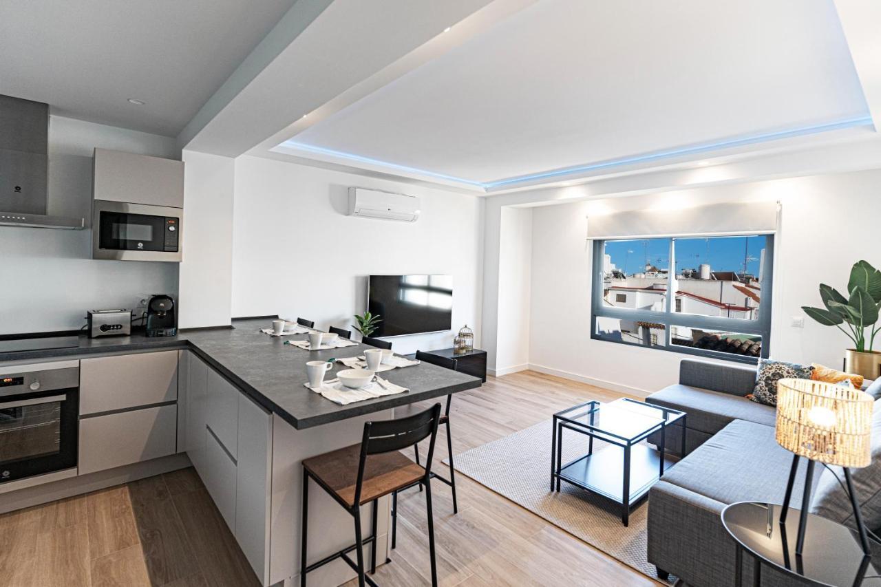 Acogedor Apartamento En Estepona Centro By Rent Me Exteriör bild