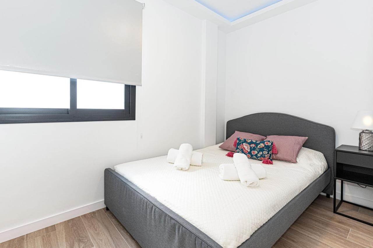 Acogedor Apartamento En Estepona Centro By Rent Me Exteriör bild